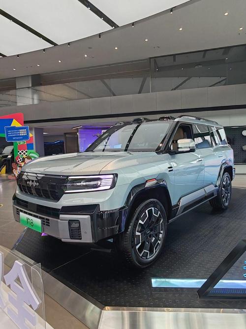 成都双流区欧浩耀企业管理咨询比亚迪方程豹硬派越野的爆款，英菲尼迪35周年与你共成长